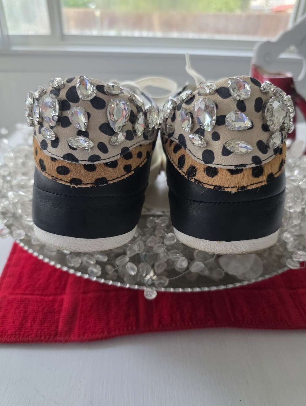 Gianni Bini White Leather Sneakers - Picture 4 of 16